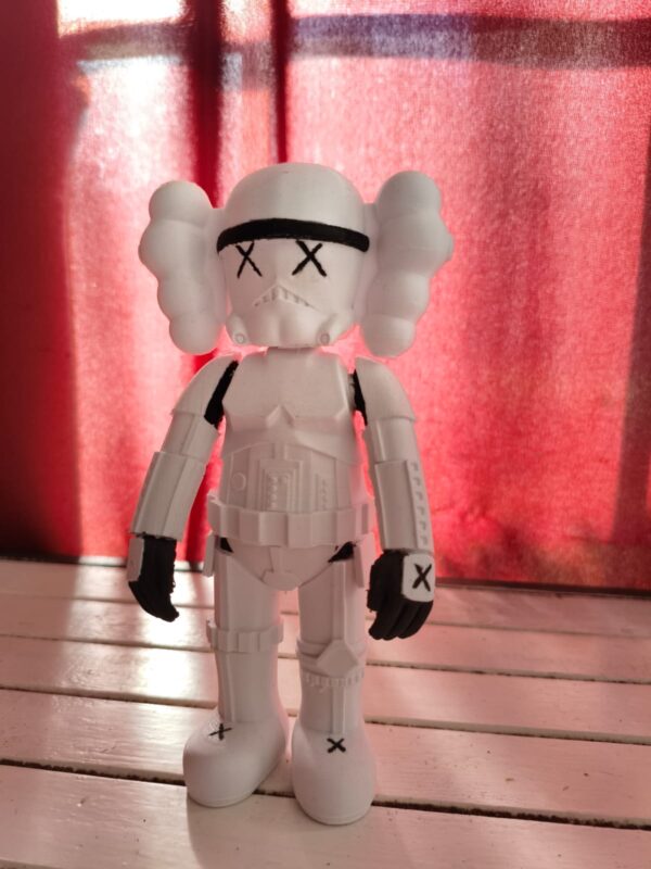 Figuras de kaws